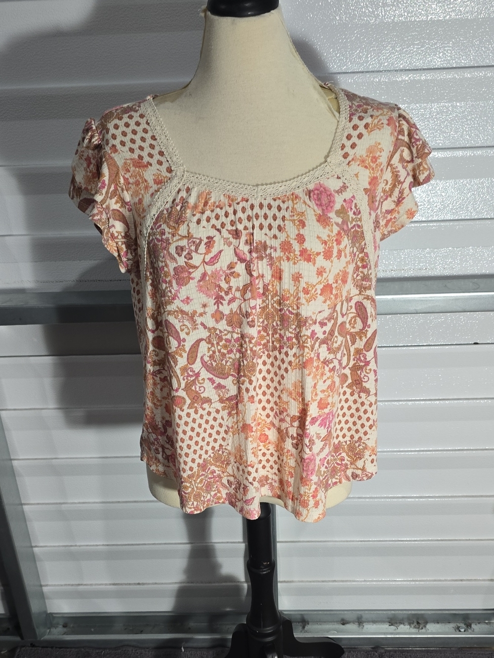 Absolutely Famous Cream Blush Floral Crochet-Trim Top Size XL
